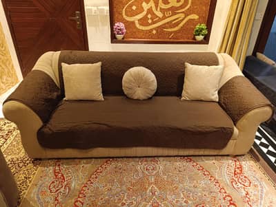 5 Seater Luxury Sofa set with Buckle Material. Spring Sofa structure