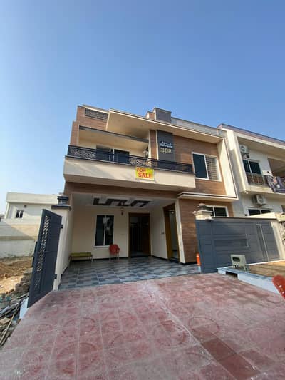 BRAND NEW HOUSE IN FAISAL TOWN