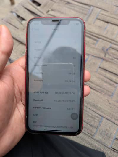 Iphone 11 (64GB) - Factory Unlock - Sim Time Not Available