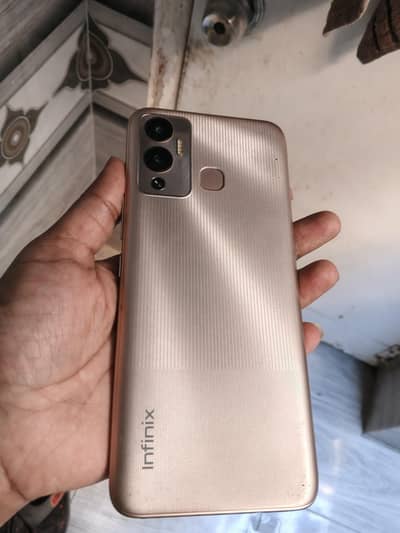 hot 12 play 4/64. . . . only set ha bahtreen battery ha. . . with cnic