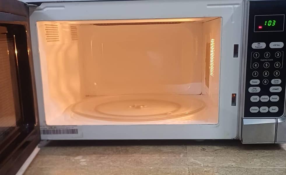 Microwave 1