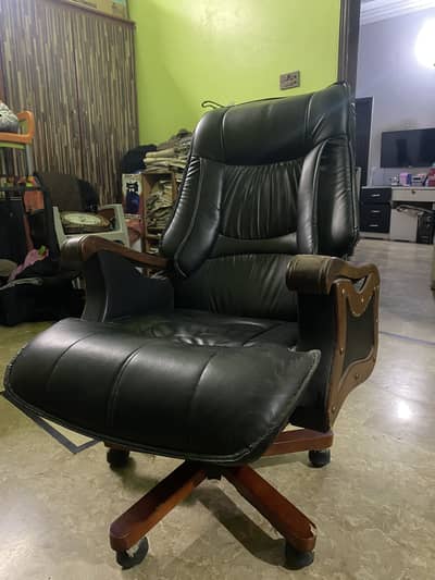 Inported Executive Boss Chair