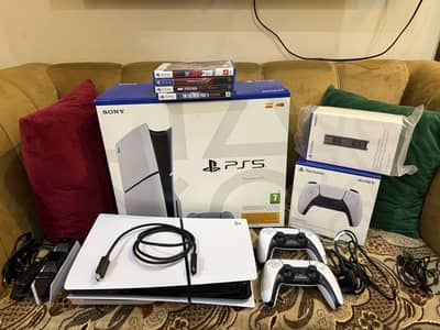 PS5 Slim Disk Edition 1 TB - Just Like Brand New