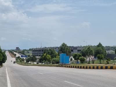 1Kanal Level Plot Sector B3 Best Location Dha 6 For Sale