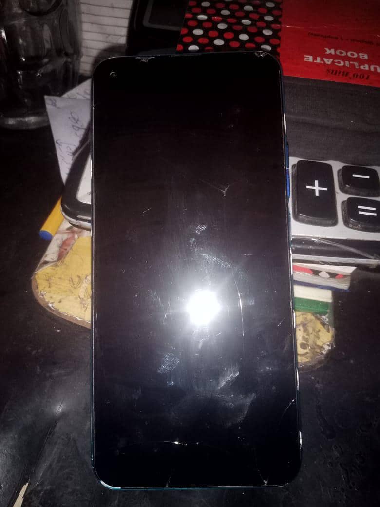 Tecno Spark 5 pro 2