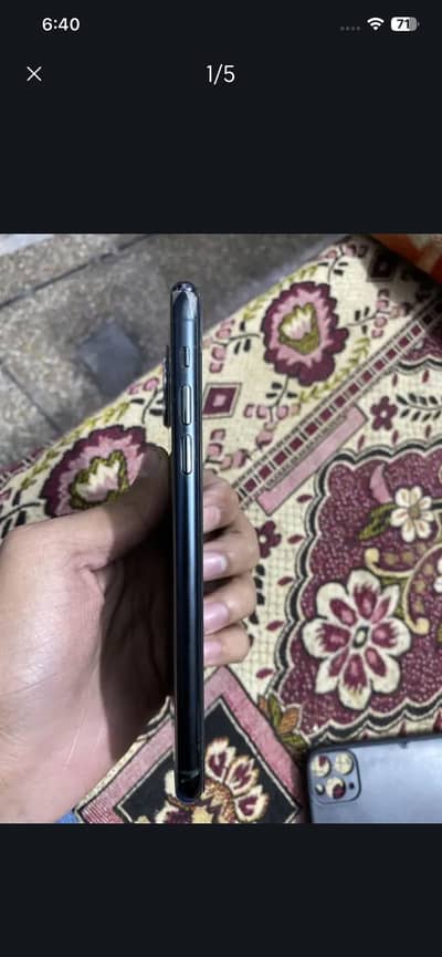 11 promax jv 64 gb urgent sale