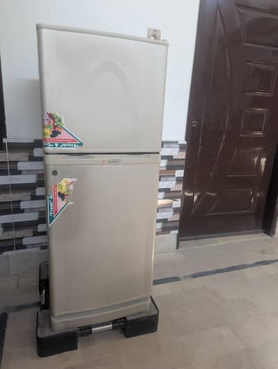 Dawlance mini fridge