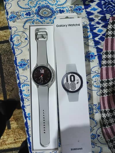 Samsung 4 just Box Open