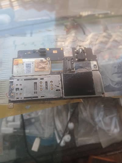 Q mobile Z14  only parts availble