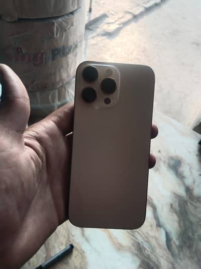 IPHONE 16 pro max 256.92 380