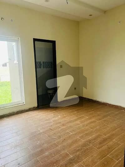 3 Marla flat available for rent in palm villas Lahore