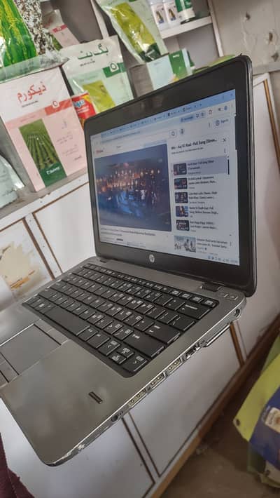 HP Laptop elitebook fingerprint 8 GB ram