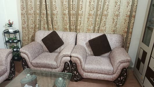 Sofa set 7 Seater - urgent sell