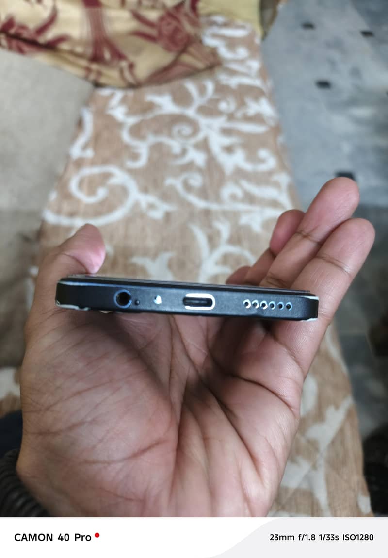 camon 20 pro complete box 0