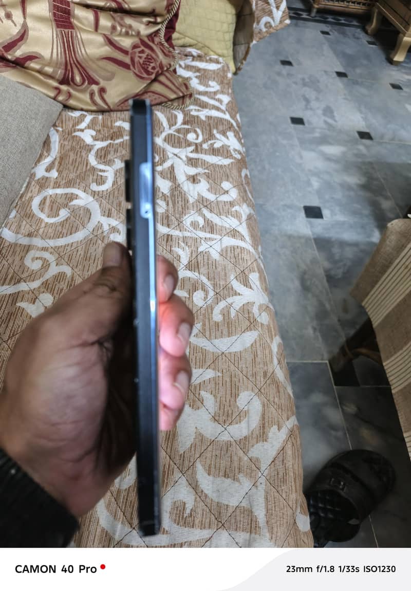 camon 20 pro complete box 1