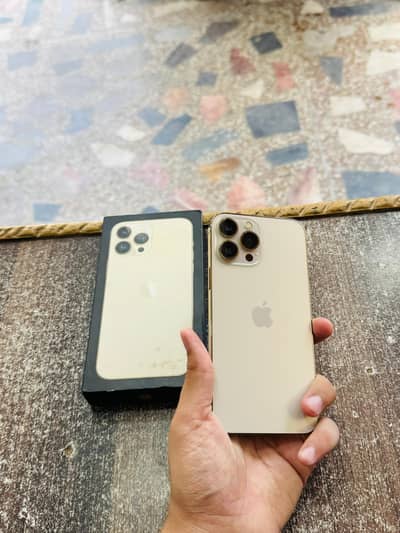 iphone 13 Pro Max 256GB With Box PTA Approved 88 Health Genuine Wtrpck