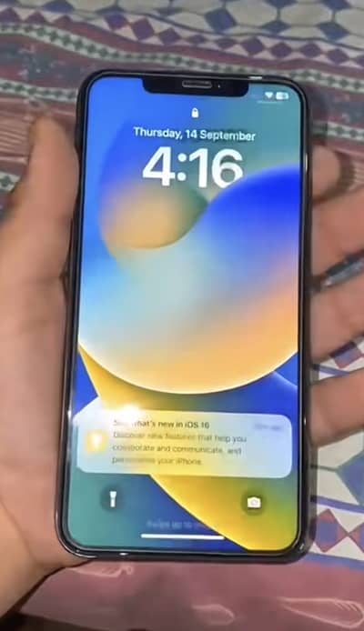 Condition 10 by 7 only frant glass change trotun Oky Face ID Oky