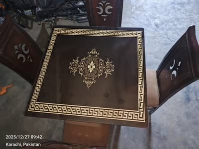 Dining Table with 04 chairs