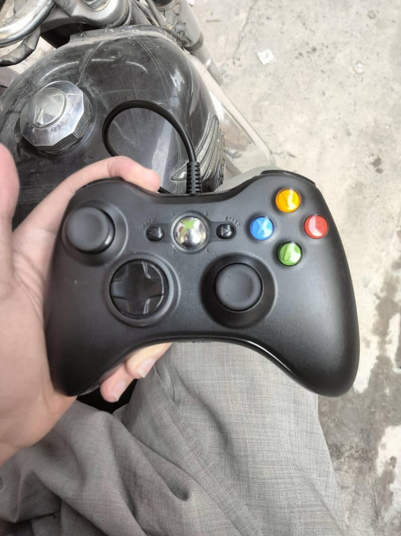 XBOX 360 WIRED CONTROLLER 2
