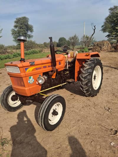 New heland 480