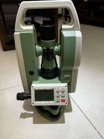 Theodolite digital  DT402L