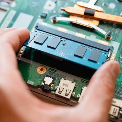 8GB RAM (ARGENT SALE)