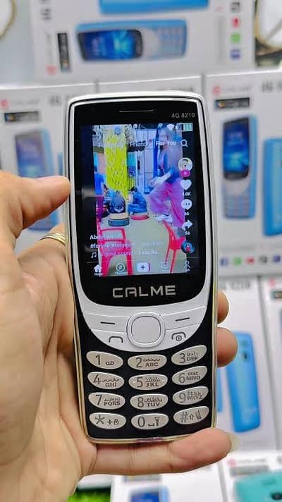 Calme 4G 8210 (3 month Used Box , wifi and Hotspot 3200mah batery)