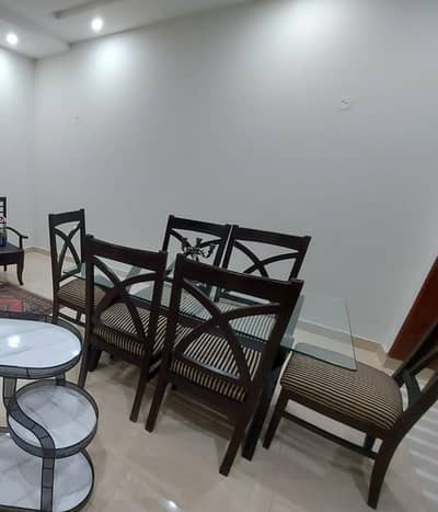 6 seater dining table