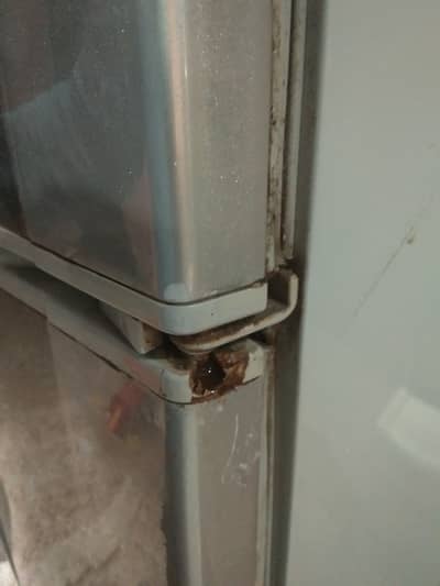 Sell 2 door Dawlance Fridge Refrigerator % working perfectly.