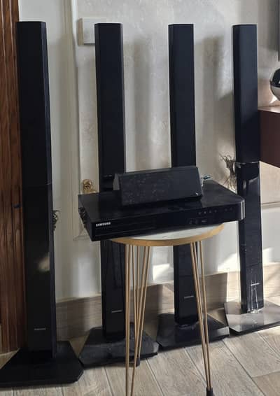 Samsung Home Theater HT 5550K/NZ blue ray 3D