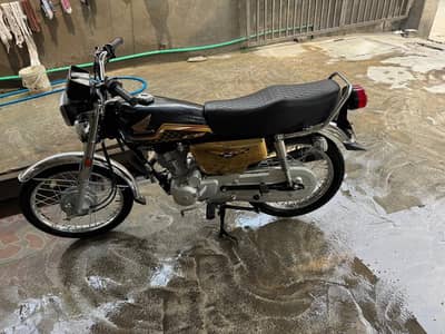 Honda 125s