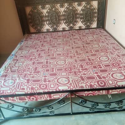 iron bed