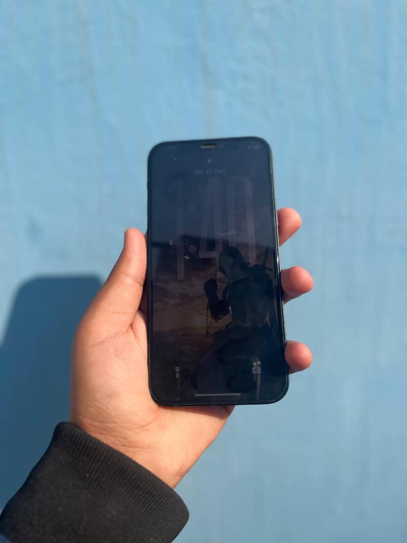 iphone 12 waterpack 1