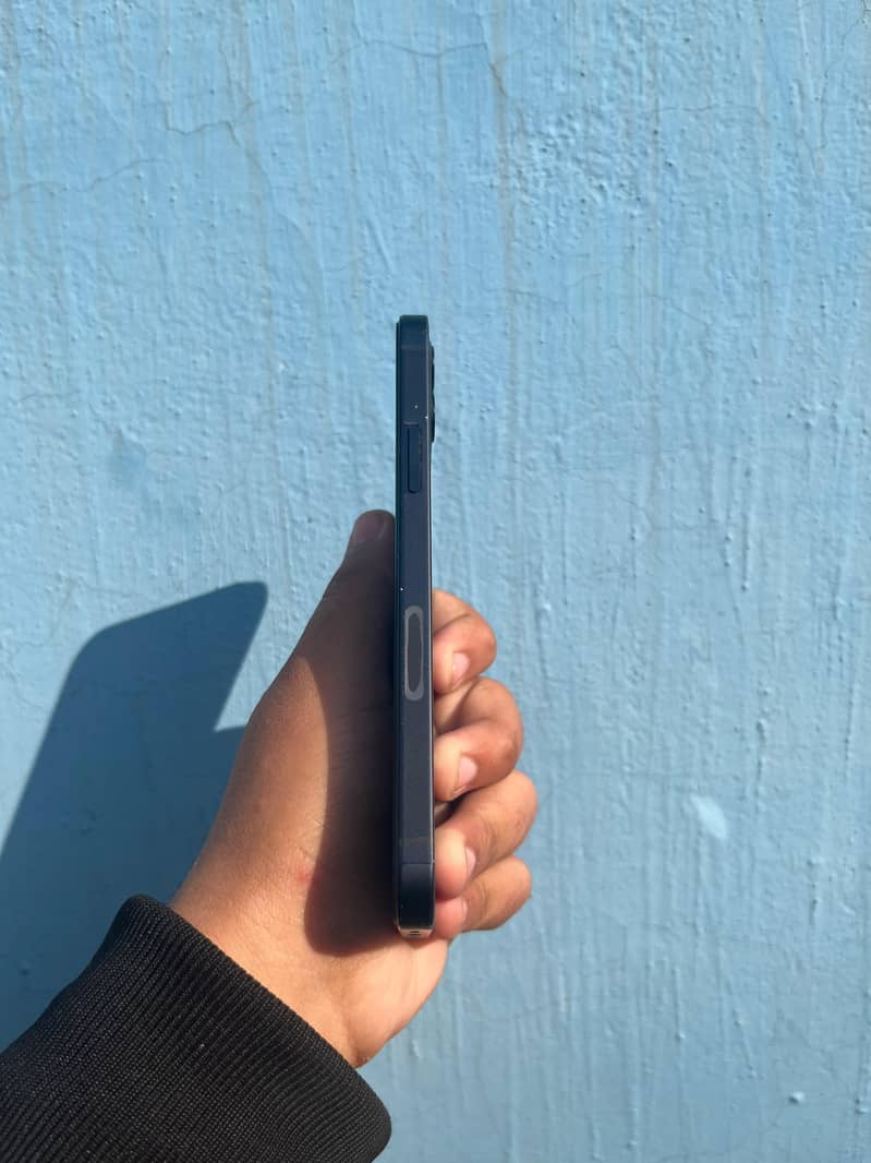 iphone 12 waterpack 3