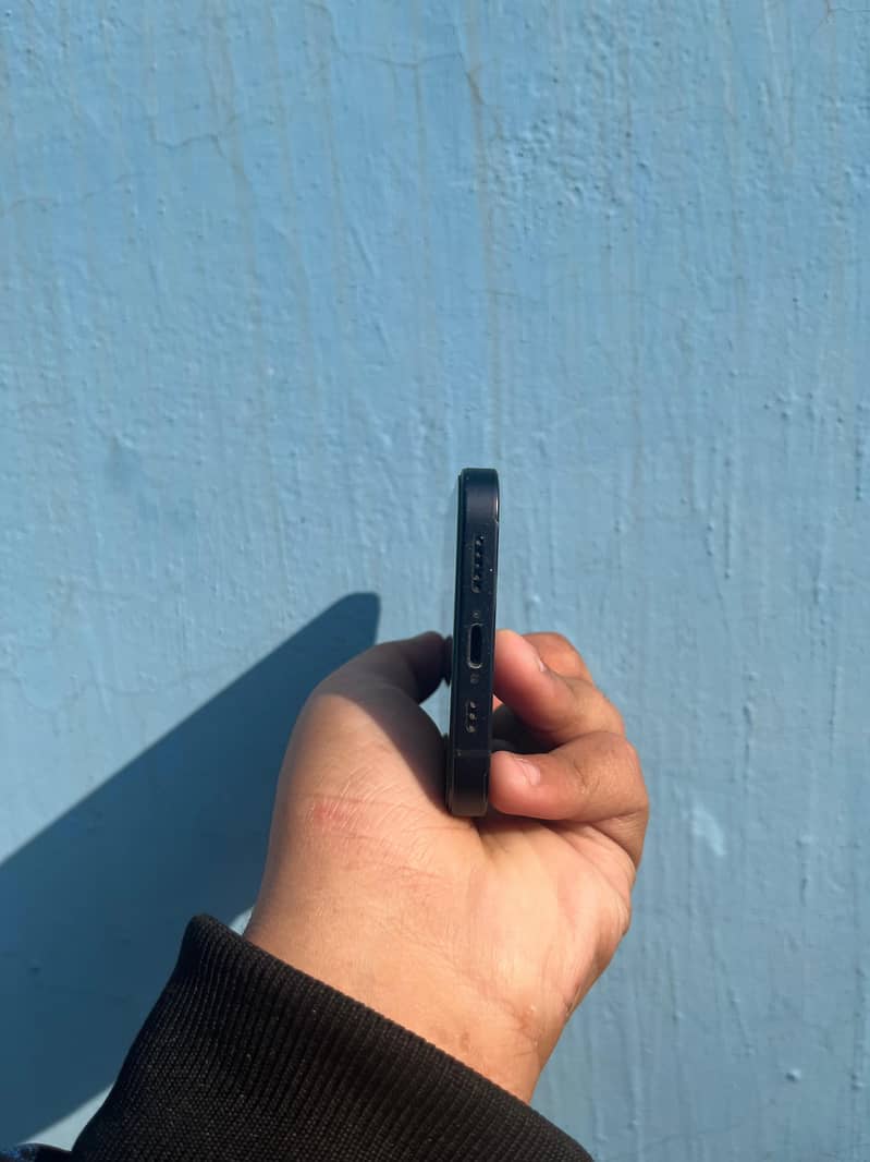 iphone 12 waterpack 4