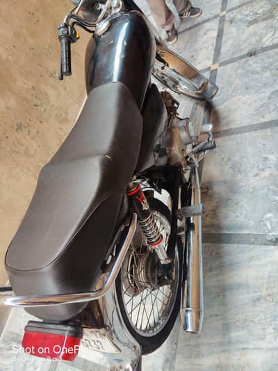 united 2017 model all Punjab number  03425507641