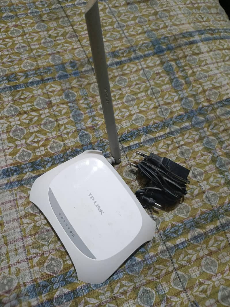TP-LINK Router 0