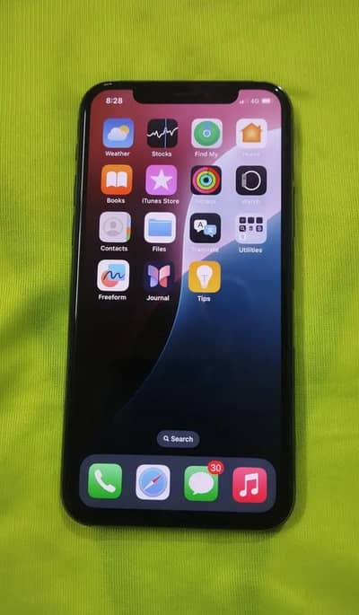 Iphone 11 pro approved with box