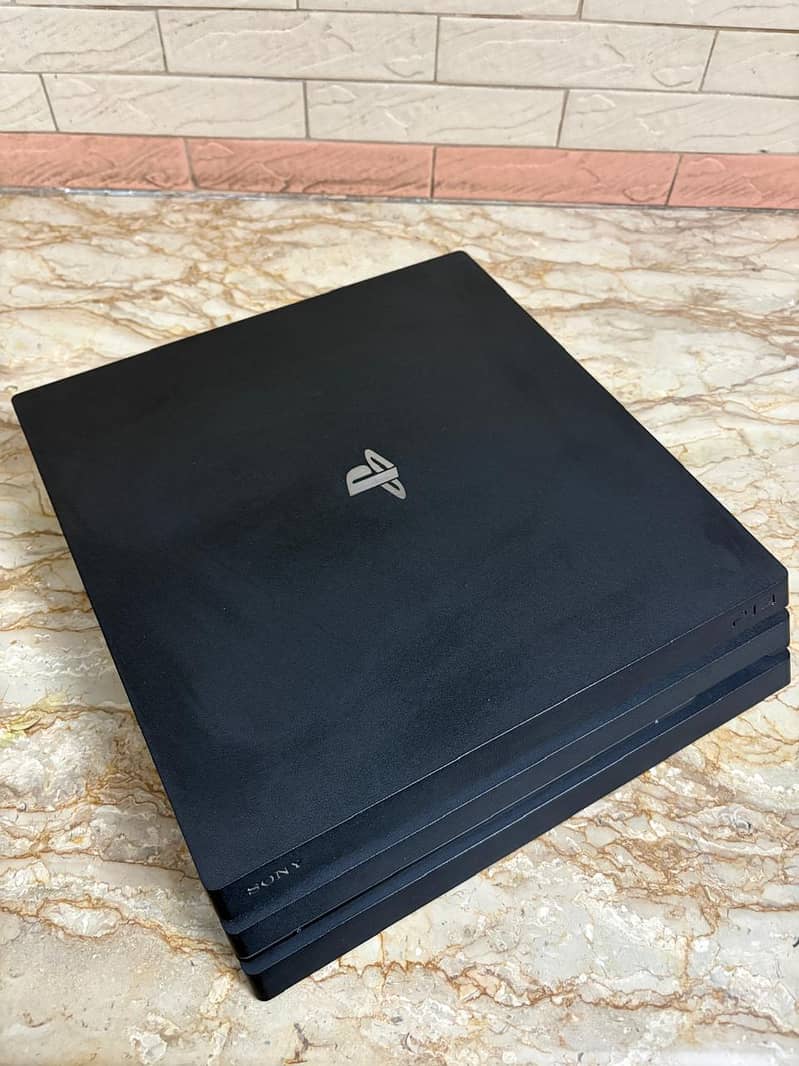 PS4 PRO 1TB 2