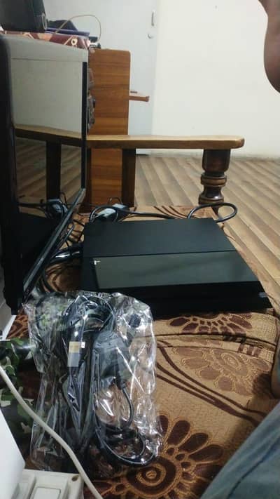 PS4 fat jailbreak  sealed unit jis ko inbox ajaao