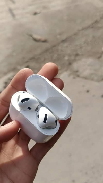 Airpods 4