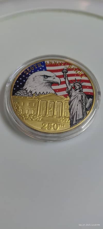 USA 250th Anniversary Eagle Commemorative Metal Badge Medal Coin.