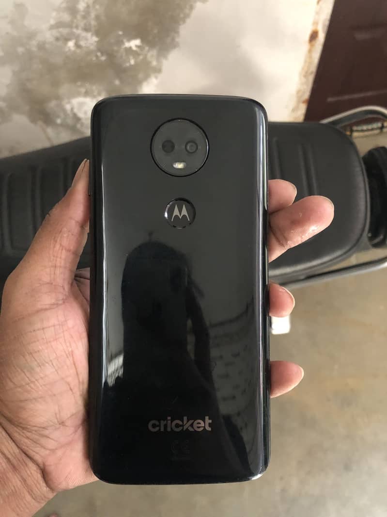 Moto e5 plus 1