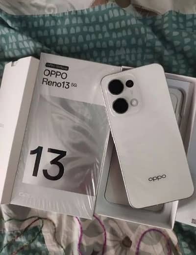 Oppo Reno 13 5G 12 plus 12 GB ram 256 GB PTA approved with full box