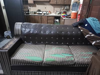3+1 seater wooden sofa set for Urjent sale. Buy For poshish