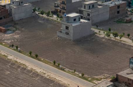 Ideal Prime Location Residential Plot For sale In Park View City