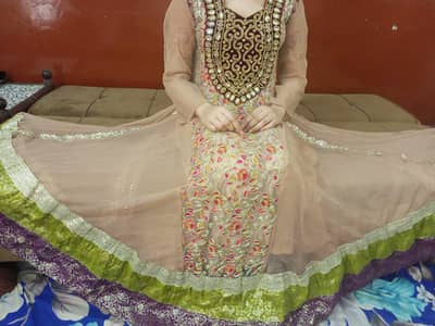 bhot he behtareen full maxci hai