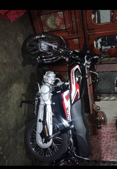 Bike ma kisi kism ka koi msla ni h all ok h Number golden lga hoa h