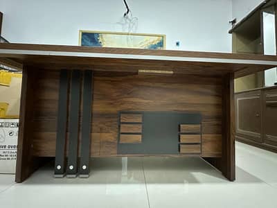 Office table & chair