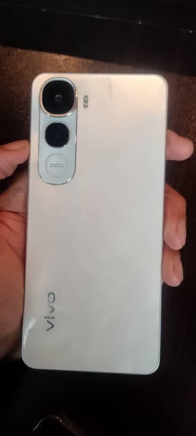vivo y400 white color condition 10by10 just box open